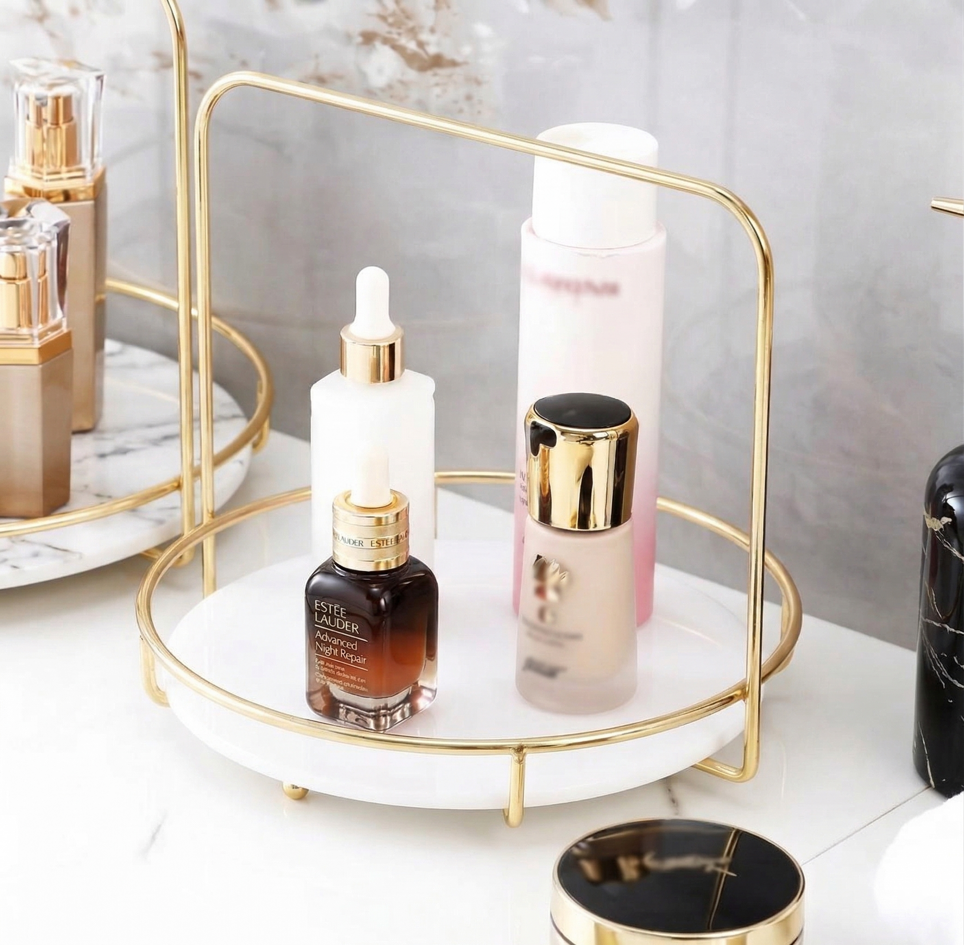 Decorative tray for perfumes and makeup Luxury Rectangular Gold Serving Tray with High-Quality White Acrylic Base, Premium Metal Food Display Platter for Dining and Events