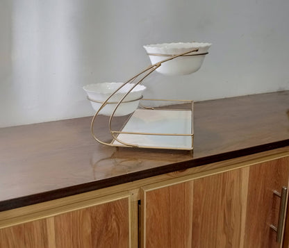 luxury drifruit tray, metal sarving stand, gold platted serving rack

luxury serving trac, dry frut stand, kitchen organizer rack gold

table center piece decor, 2 bowl serving try, sancks serving stand

luxury home decor pakestan, wholesal kitchen items, resaler dropship decor

decoration pieces for dining table, modern serveing stand, glass bowel rack